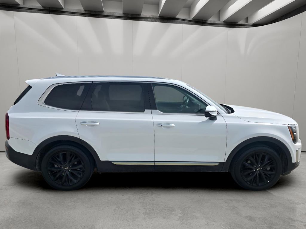 Used 2021 Kia Telluride SX w/ Towing Package FWD image 6