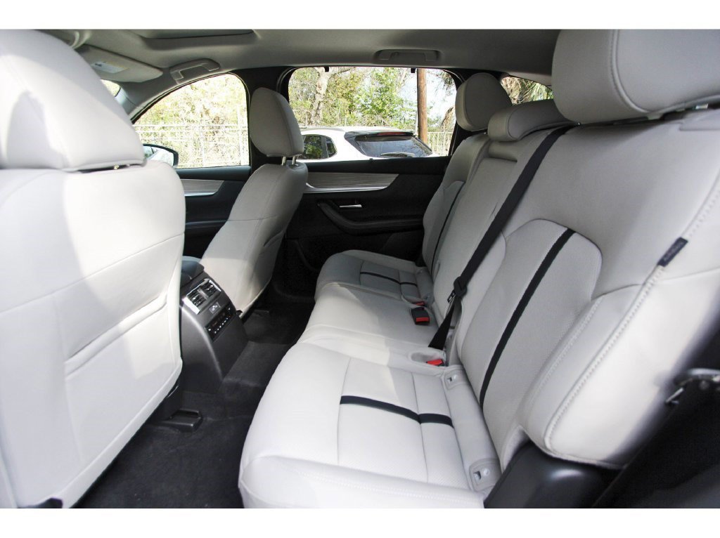 Used 2026 MAZDA CX-90 3.3 Turbo w/ Preferred Package AWD/4WD image 9