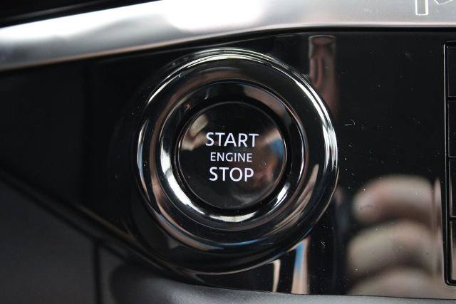 Certified 2026 Nissan Pathfinder SV FWD image 12