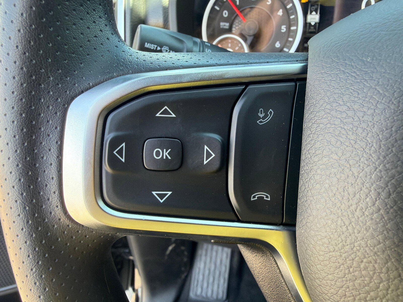 New 2026 RAM 1500 Express AWD/4WD image 13