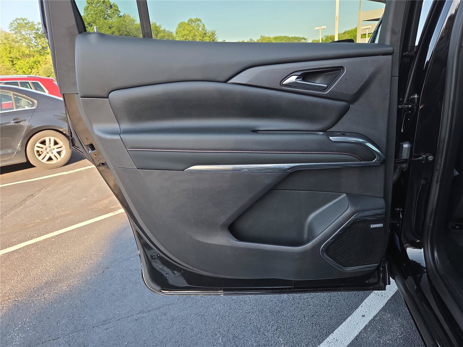 Used 2024 Chevrolet Traverse RS AWD/4WD image 26