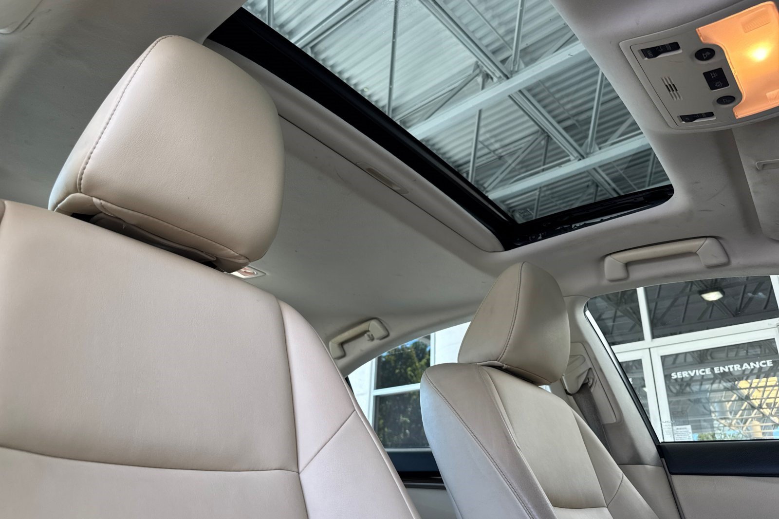 Used 2013 Lexus ES 350 w/ Premium Pkg FWD image 20
