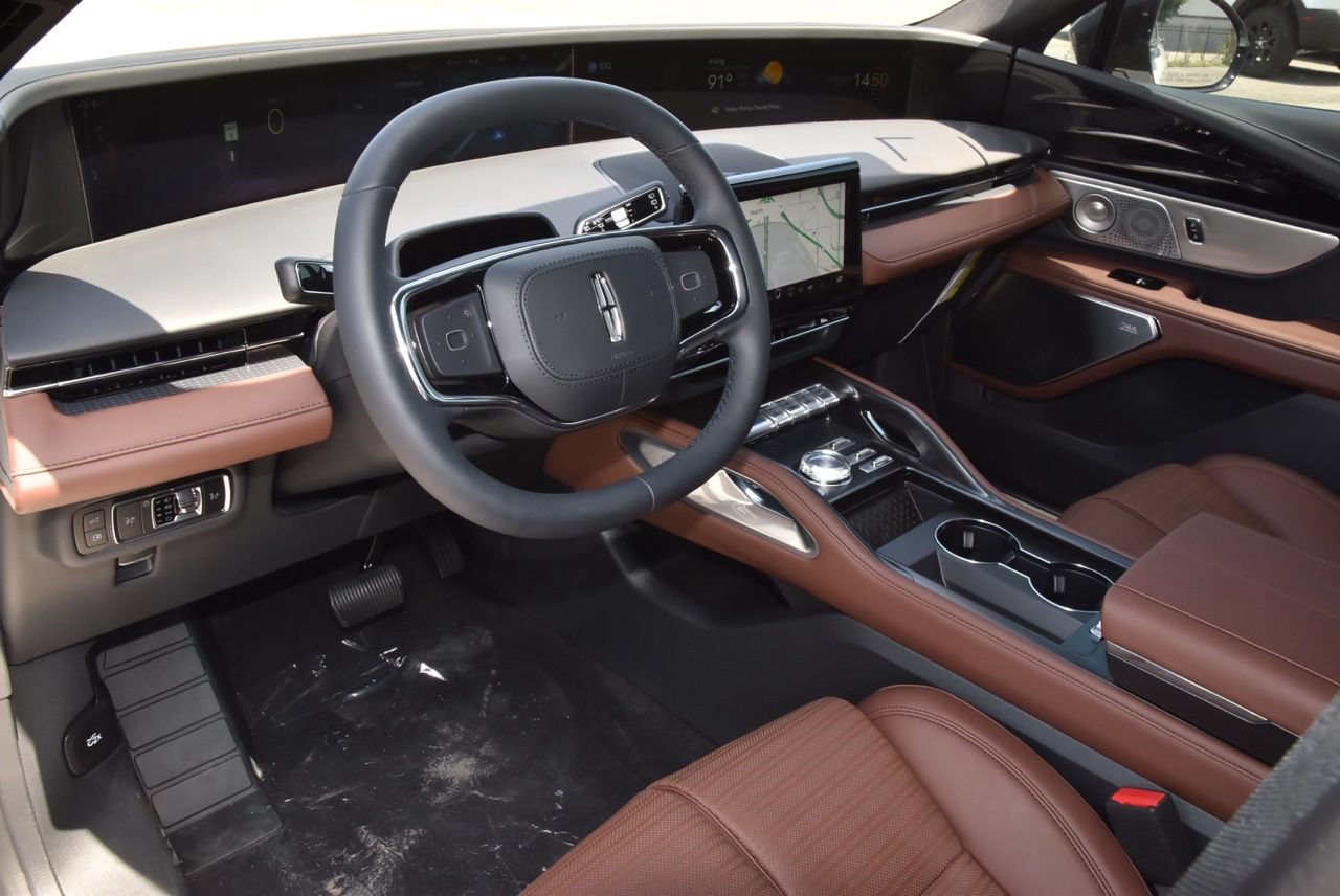 New 2026 Lincoln Nautilus Reserve AWD/4WD image 34