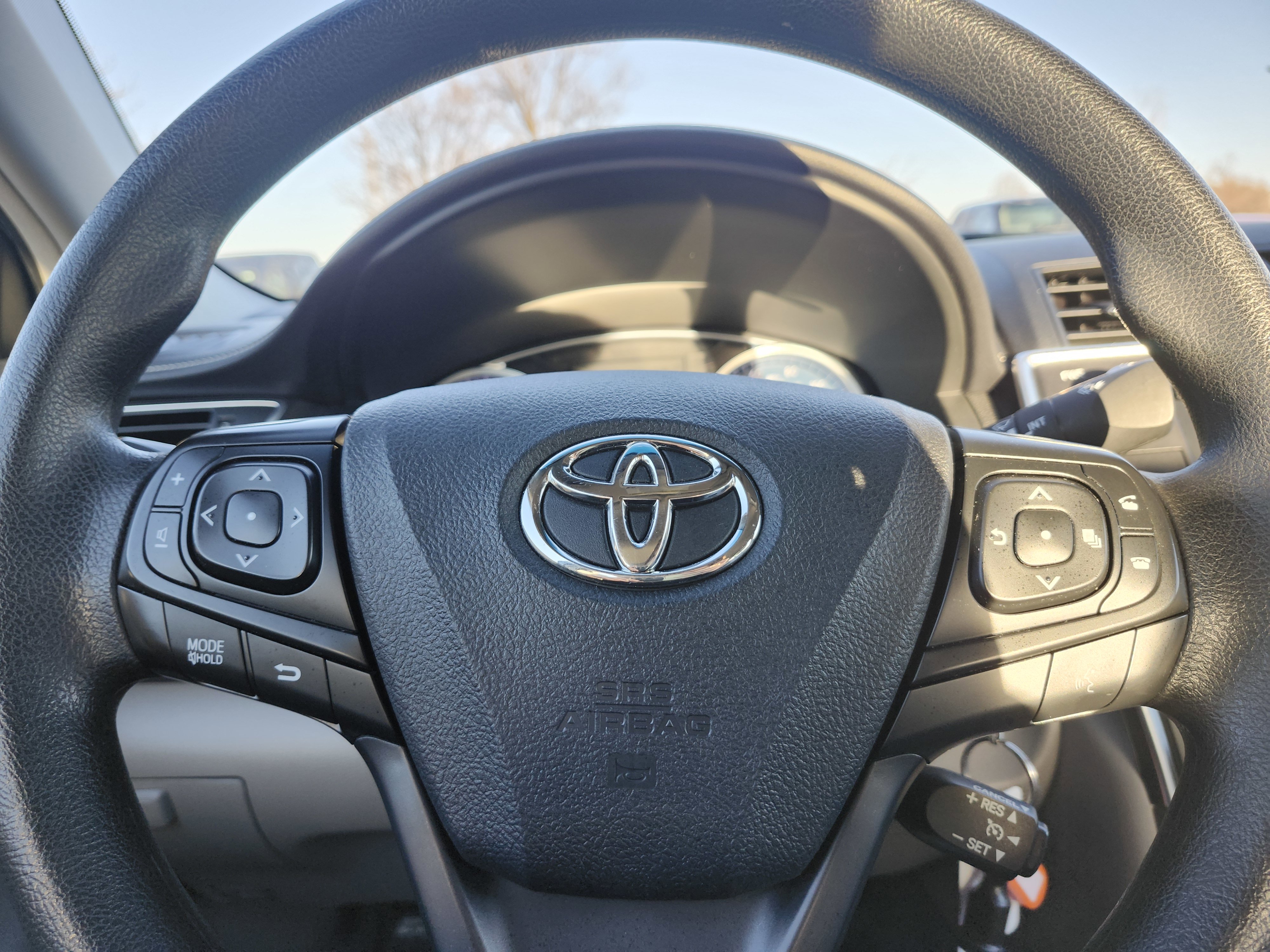 Used 2017 Toyota Camry LE image 24