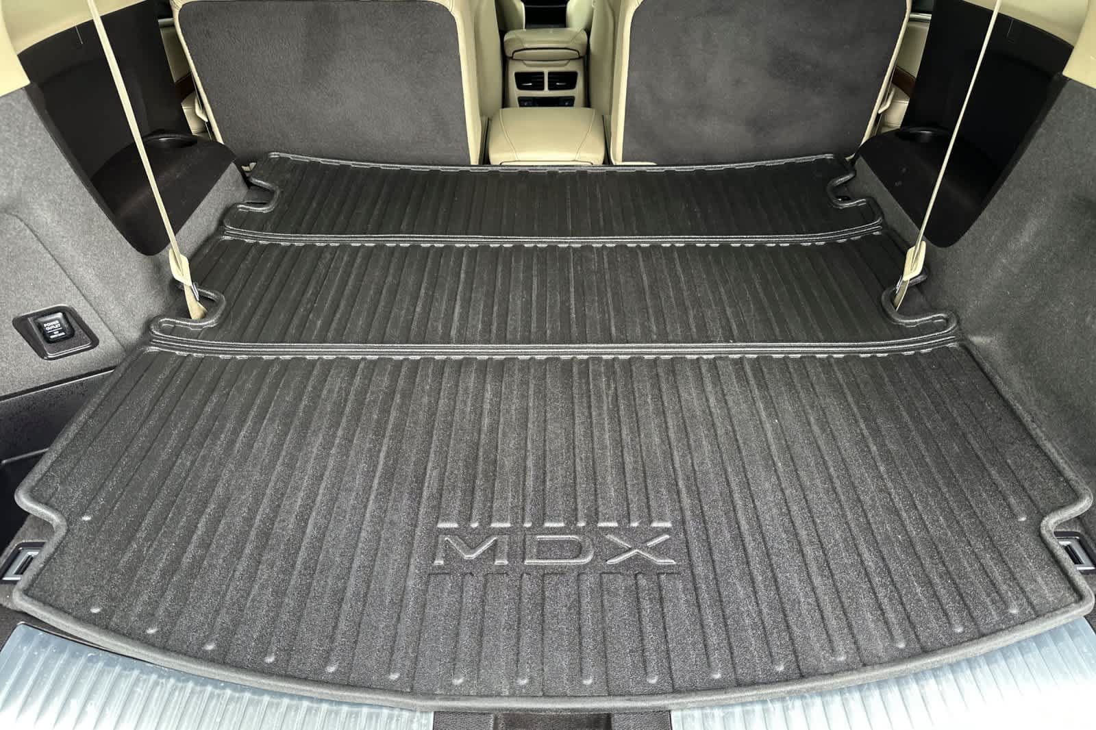 Used 2017 Acura MDX SH-AWD w/ Advance Package image 16
