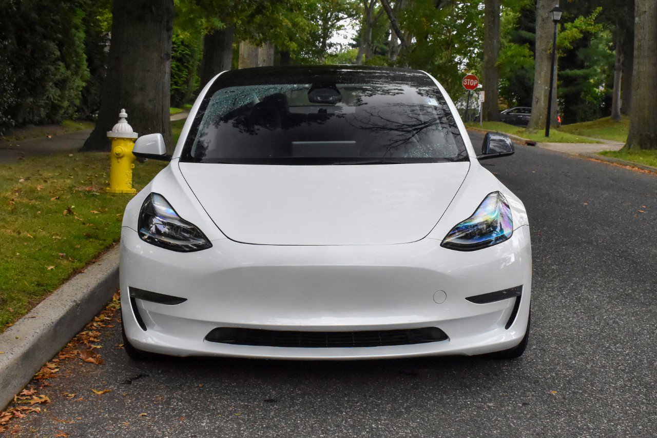 Used 2023 Tesla Model 3 Standard Range image 13