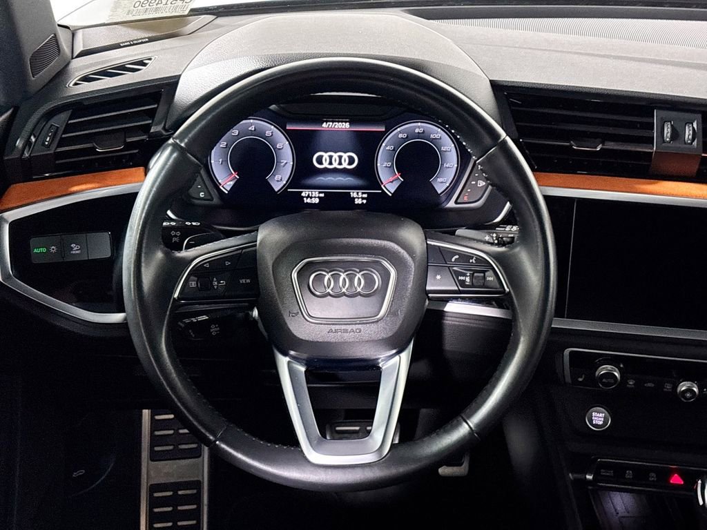 Used 2019 Audi Q3 2.0T Premium Plus w/ Premium Plus Package image 13
