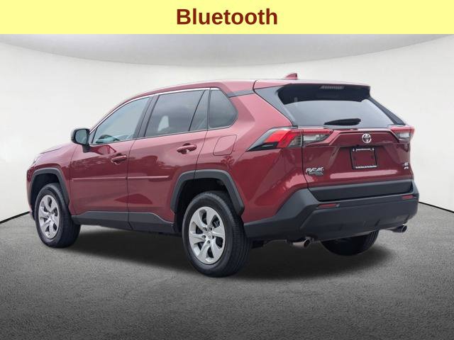 Used 2024 Toyota RAV4 LE AWD/4WD image 9
