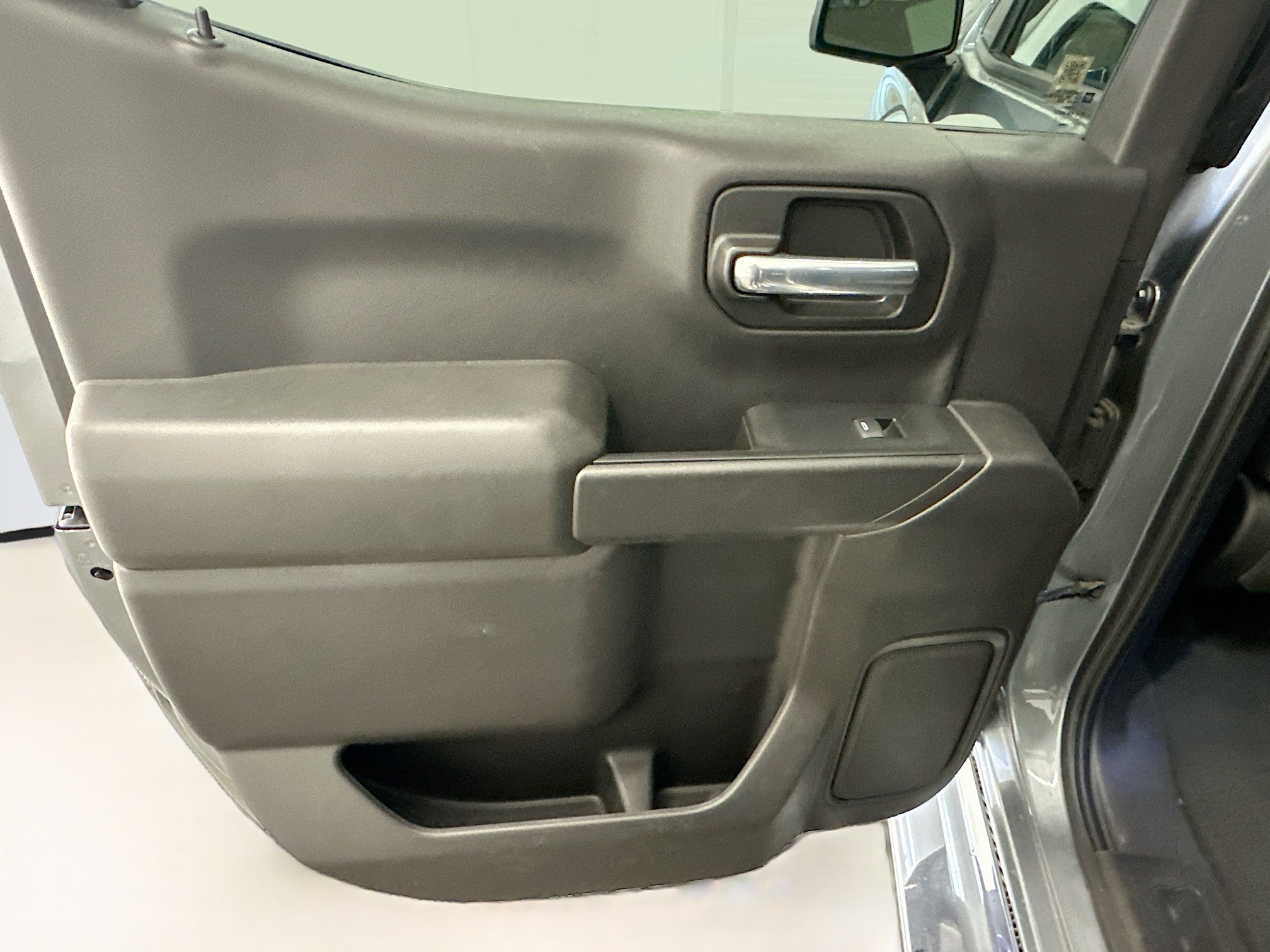 Used 2021 Chevrolet Silverado 1500 LT w/ Diesel Off-Road Package image 26