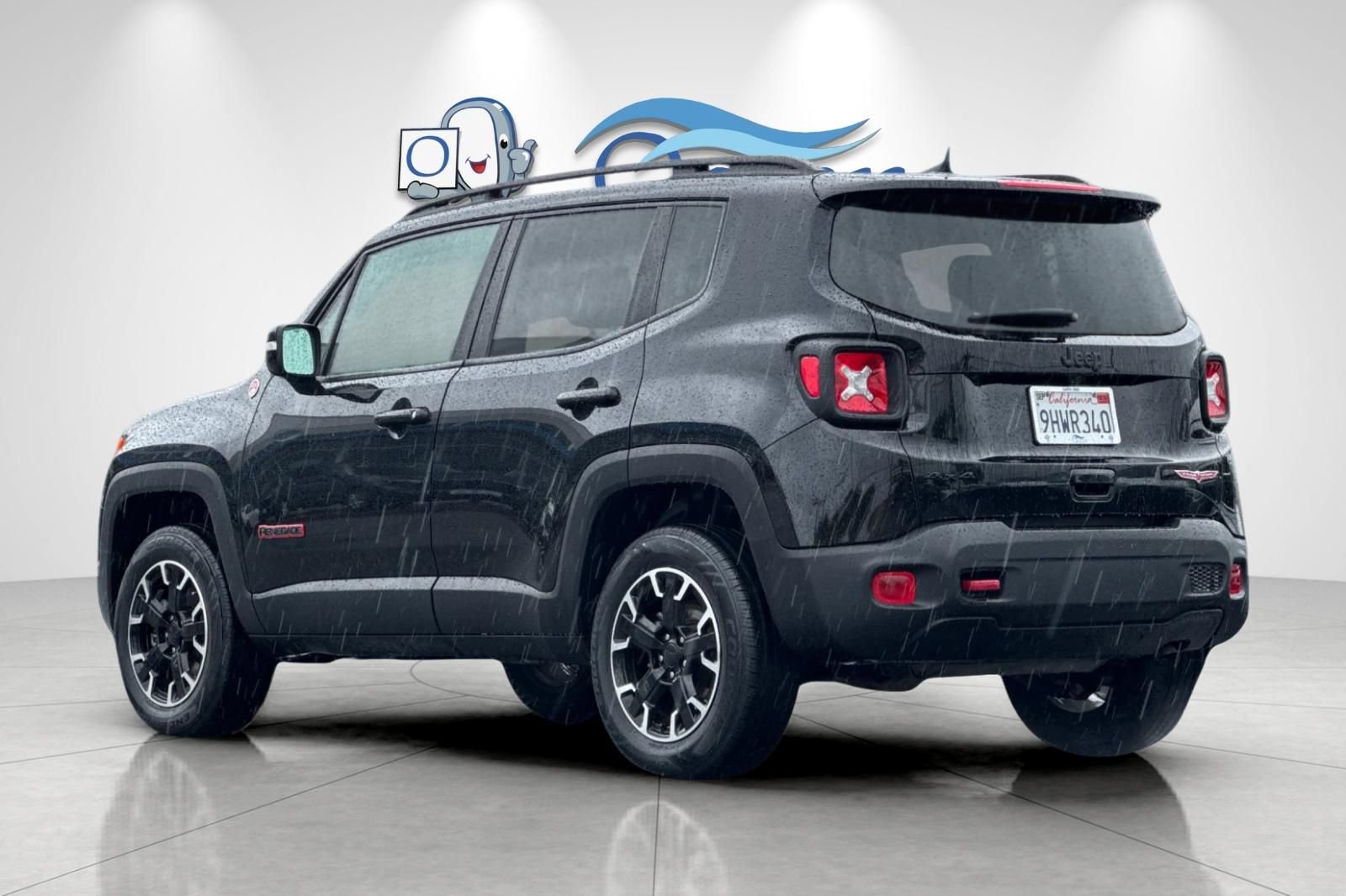 Used 2023 Jeep Renegade Trailhawk AWD/4WD image 6