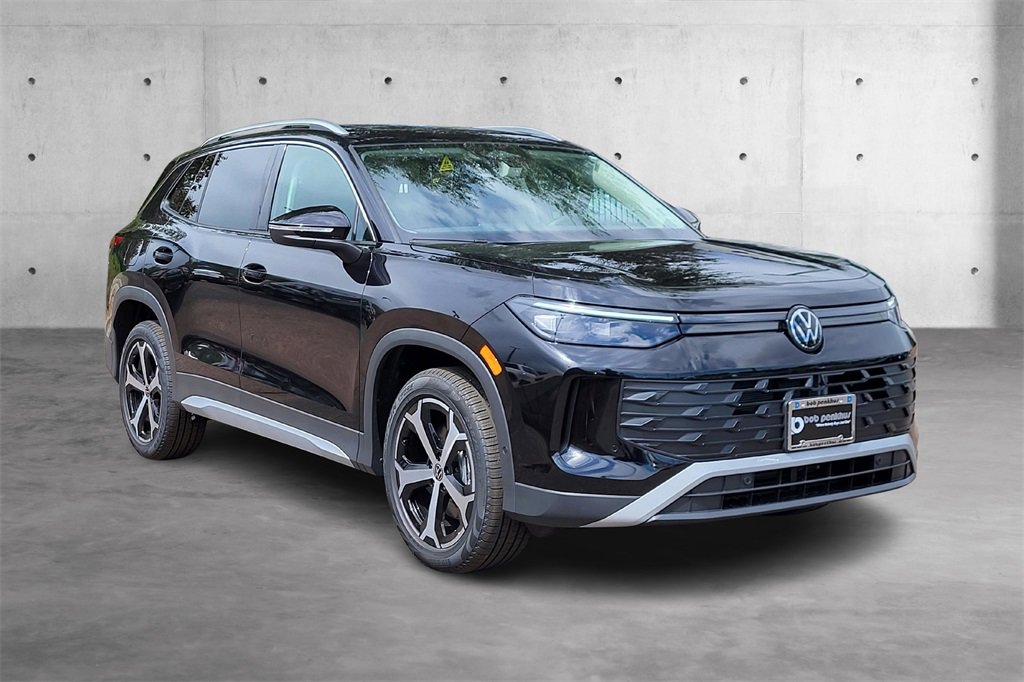 New 2025 Volkswagen Tiguan SE