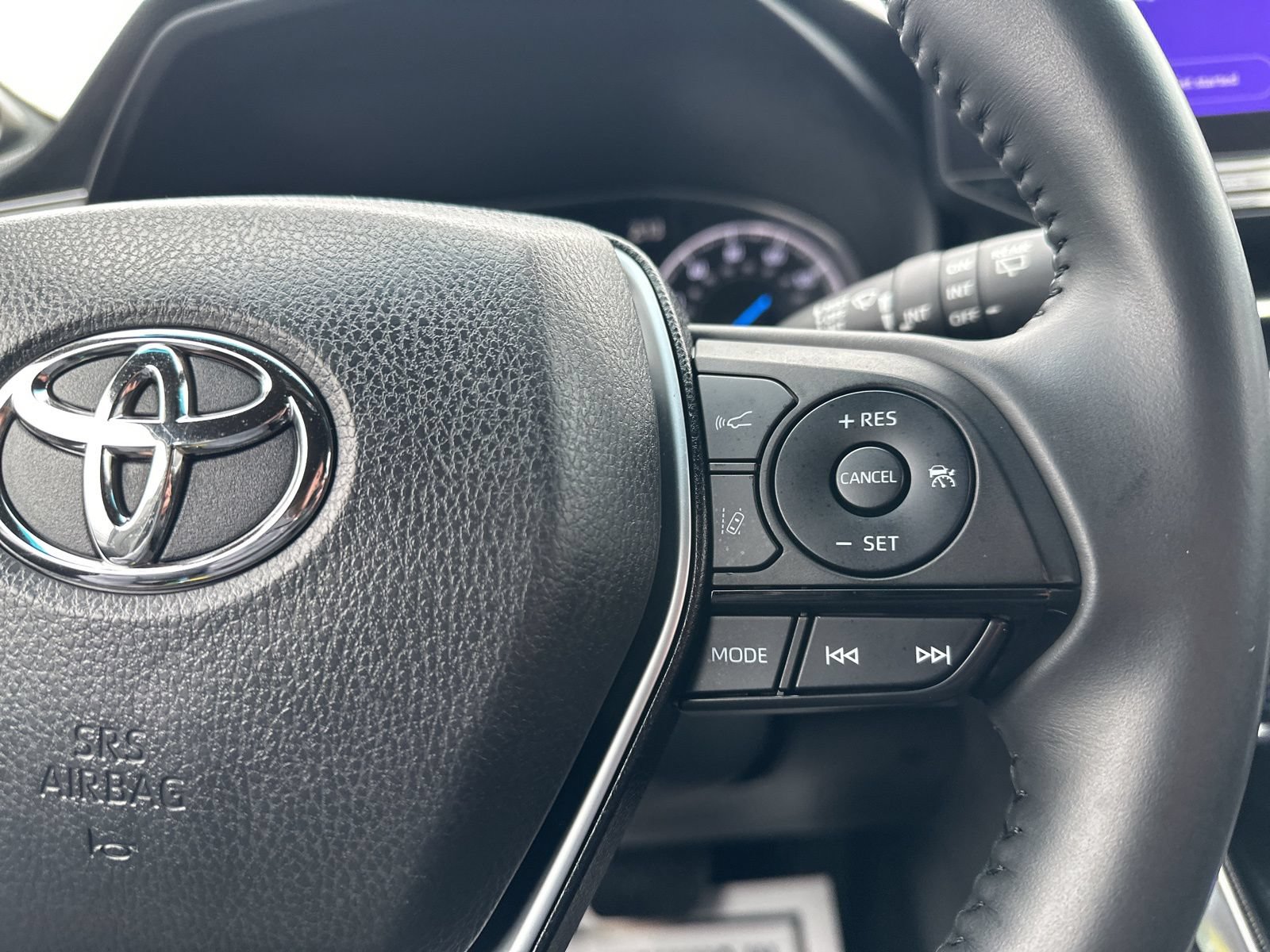 Used 2023 Toyota Venza XLE AWD/4WD image 50