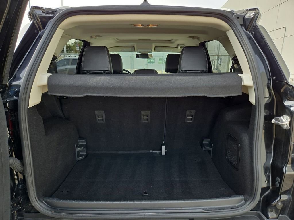 Used 2021 Ford EcoSport Titanium image 30