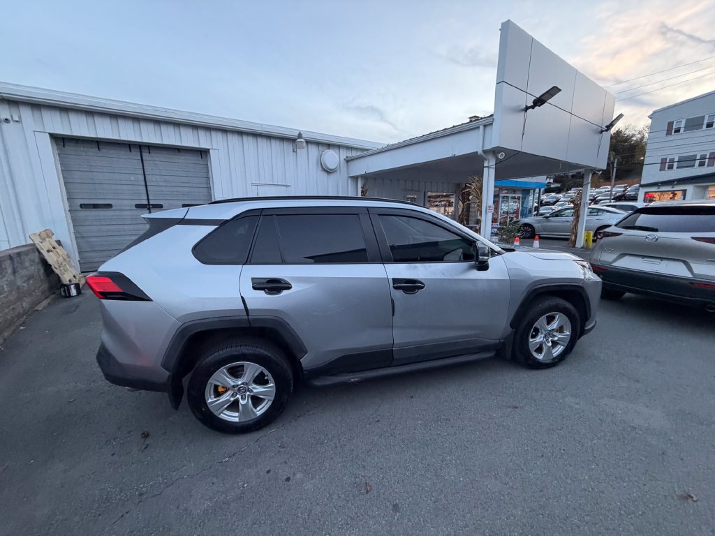 Used 2020 Toyota RAV4 XLE w/ All Weather Liner Package AWD/4WD image 6