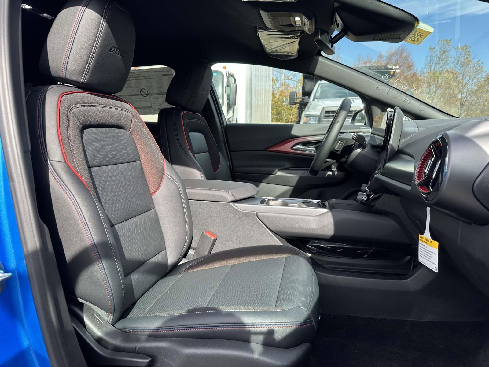 New 2026 Chevrolet Equinox EV RS image 24