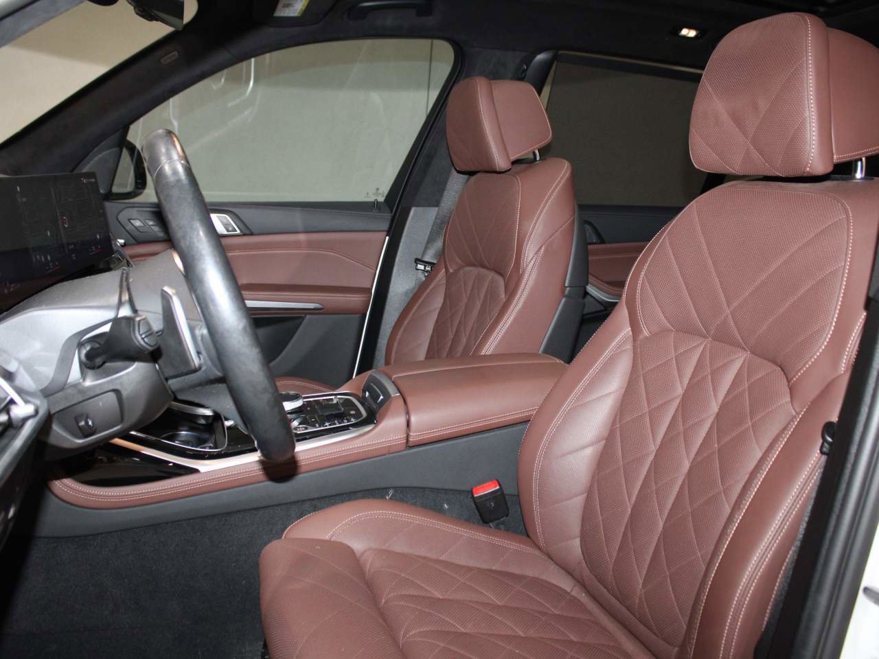 Certified 2023 BMW X7 xDrive40i w/ Executive Package image 11