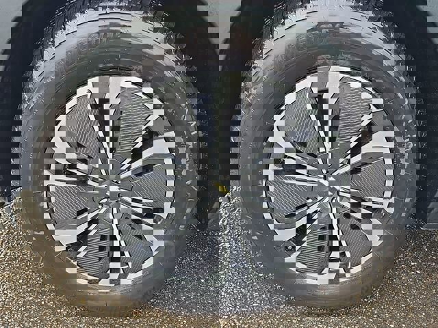 New 2025 Chevrolet Blazer EV LT image 30