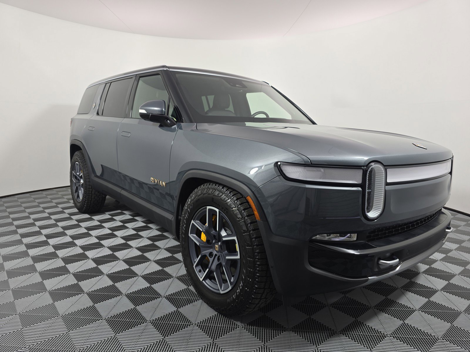 Used 2022 Rivian R1S Launch Edition AWD/4WD image 7