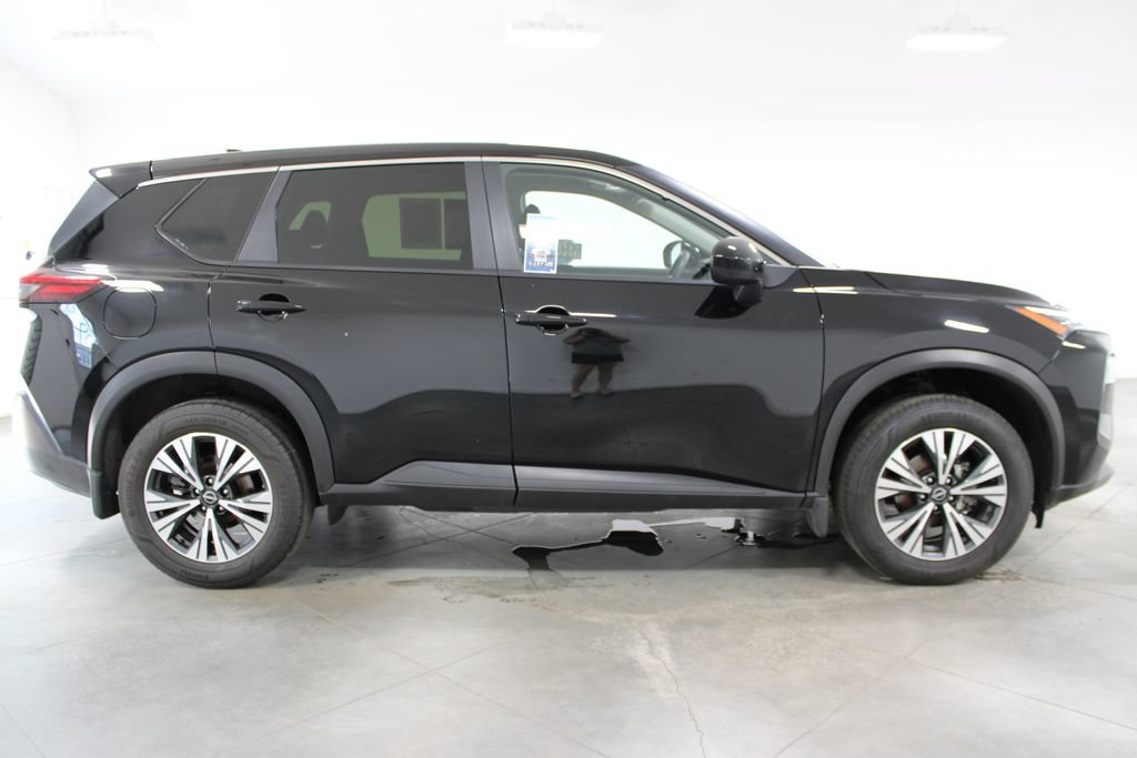 Used 2023 Nissan Rogue SV AWD/4WD image 13
