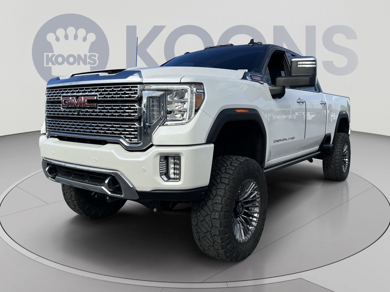 Used 2022 GMC Sierra 2500 Denali w/ Denali Ultimate Package AWD/4WD image 1