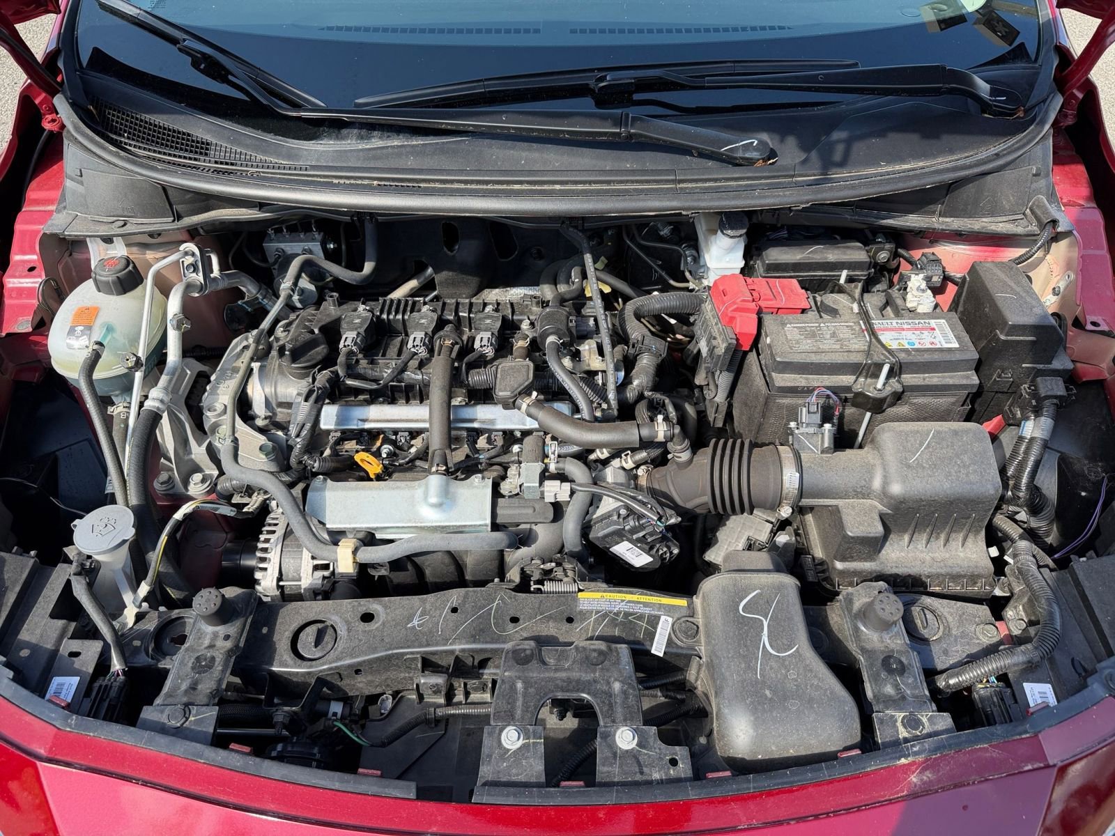 Used 2025 Nissan Versa SV FWD image 30