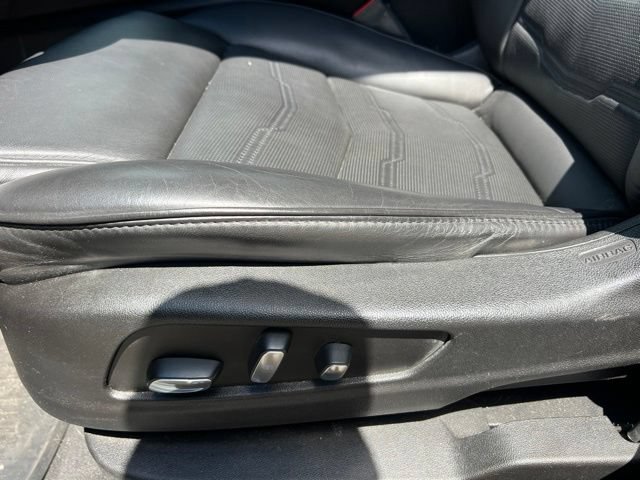 Used 2018 Cadillac XT5 Platinum w/ Driver Assist Package AWD/4WD image 21
