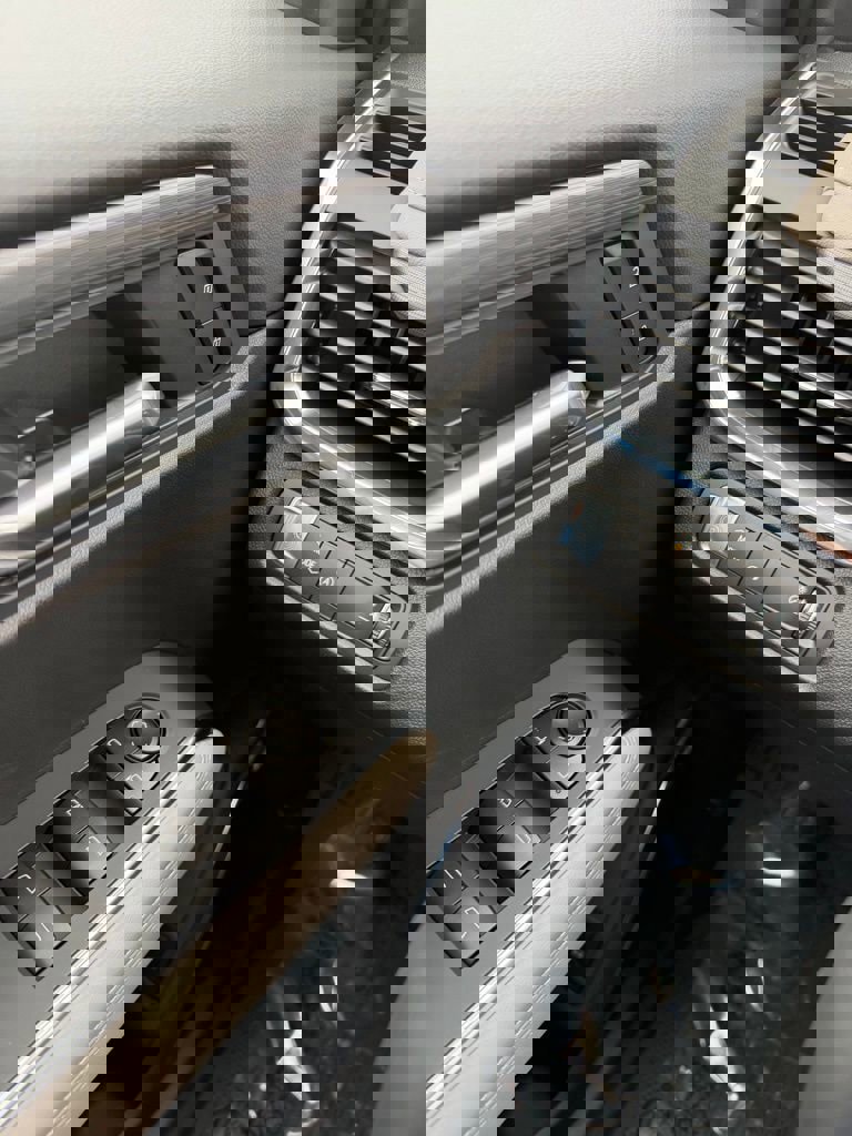 New 2026 GMC Acadia Elevation w/ Elevation Premium Package image 11