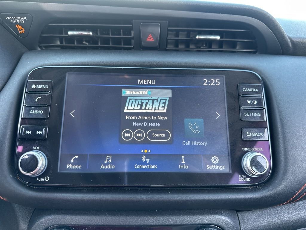 Used 2022 Nissan Kicks SR image 19