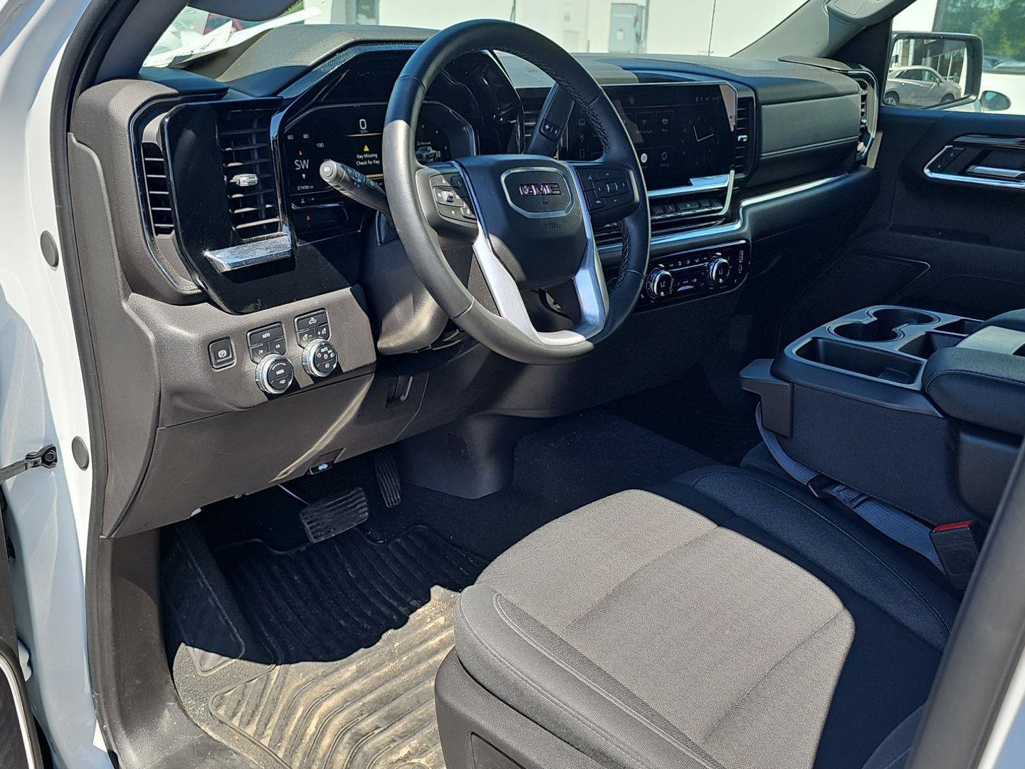 Used 2024 GMC Sierra 1500 Elevation AWD/4WD image 13