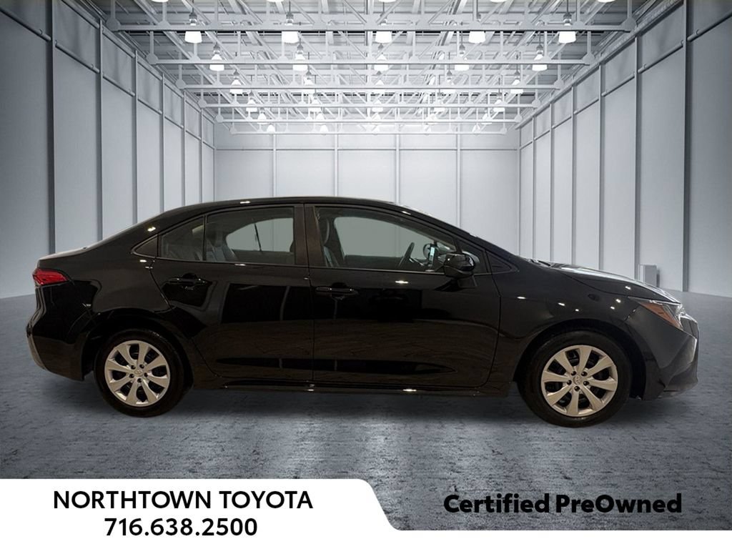 Used 2026 Toyota Corolla LE FWD image 21