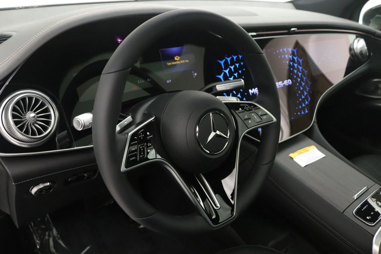 New 2026 Mercedes-Benz EQS 400 4MATIC SUV image 5
