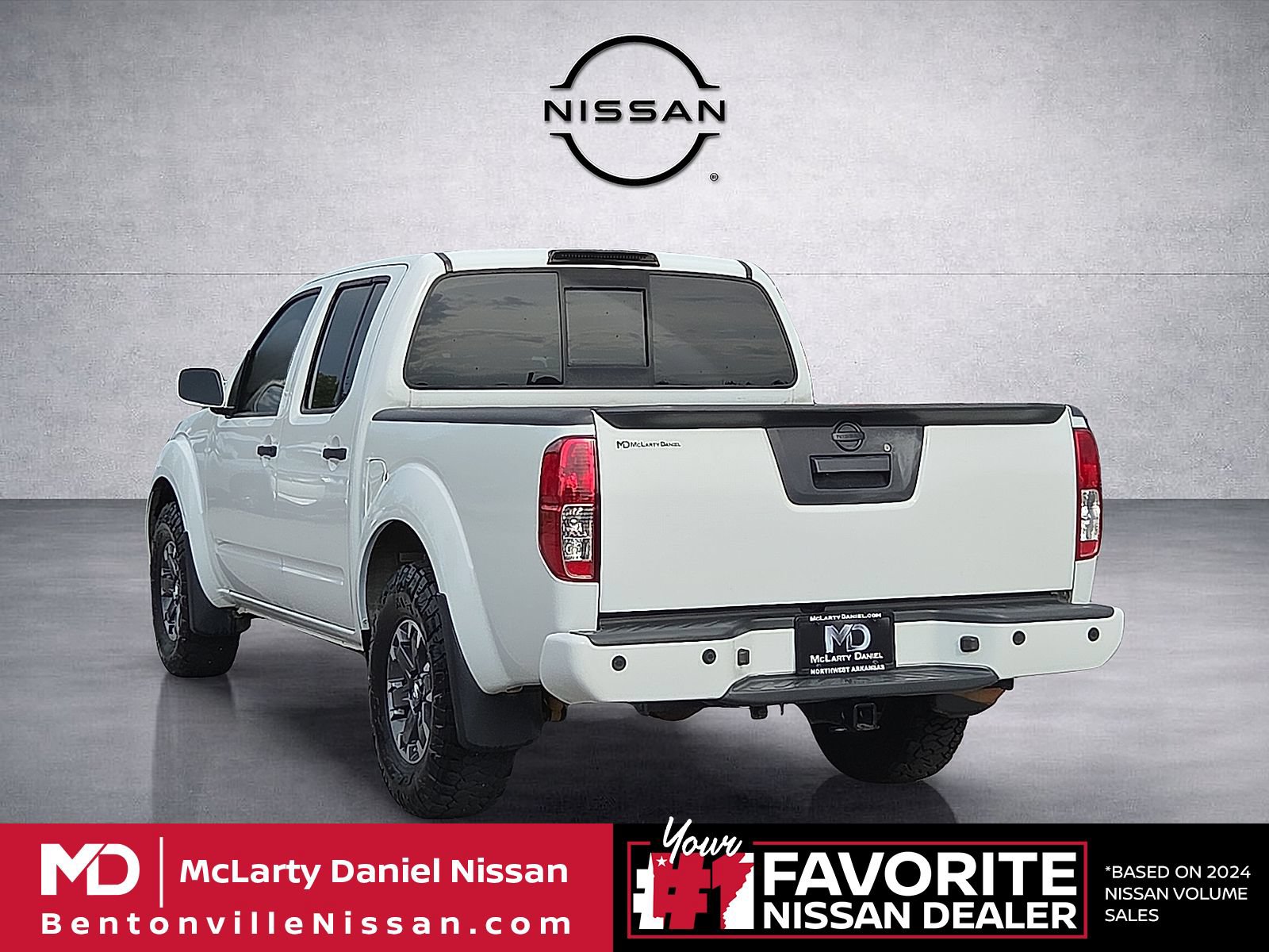 Used 2018 Nissan Frontier PRO-4X AWD/4WD image 4