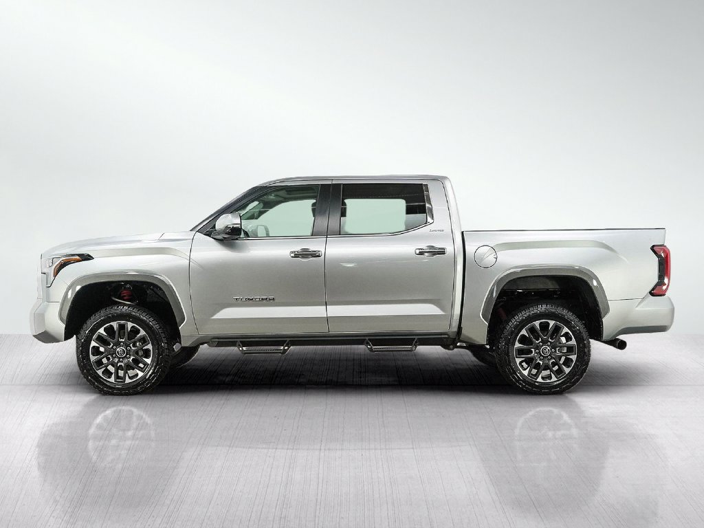 Used 2024 Toyota Tundra Limited AWD/4WD image 2