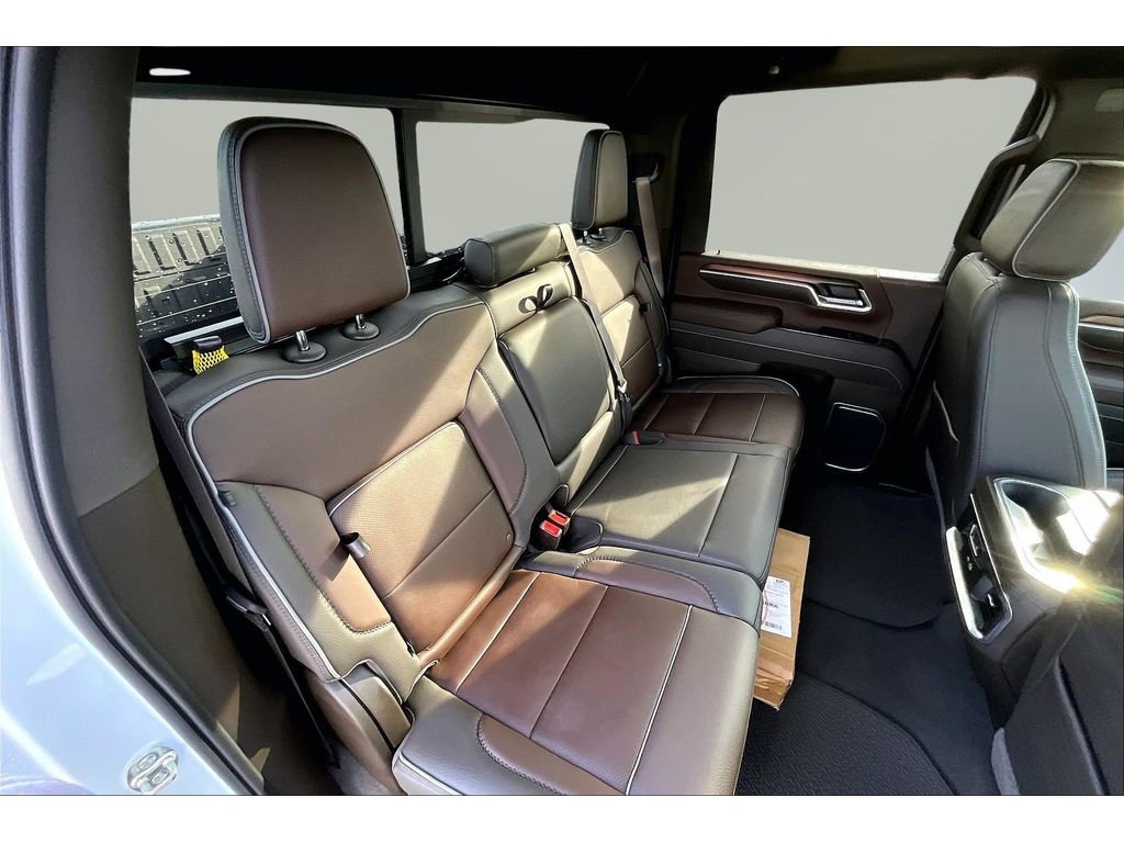 New 2026 GMC Sierra 3500 Denali w/ Denali Reserve Package image 10