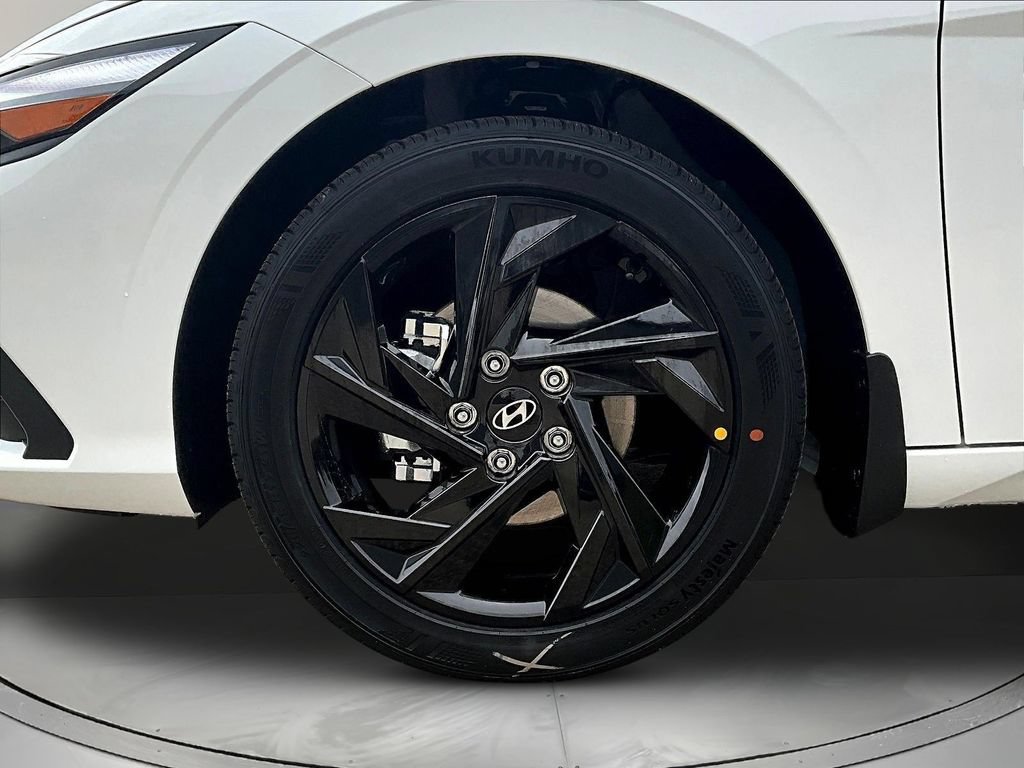 New 2026 Hyundai Elantra Sport FWD image 13