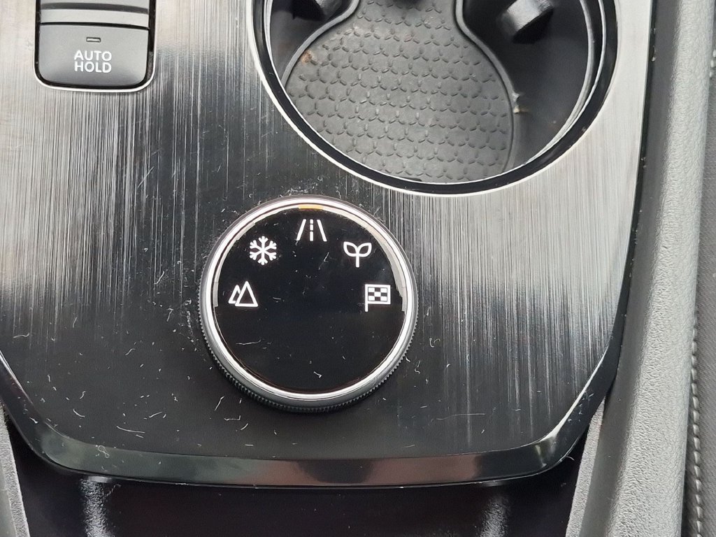 Used 2023 Nissan Rogue SV AWD/4WD image 32
