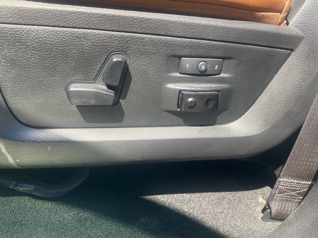 Used 2018 RAM 2500 Longhorn RWD image 32