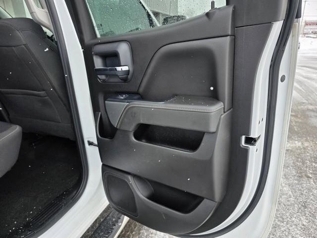 Used 2018 Chevrolet Silverado 1500 LT w/ All Star Edition image 19