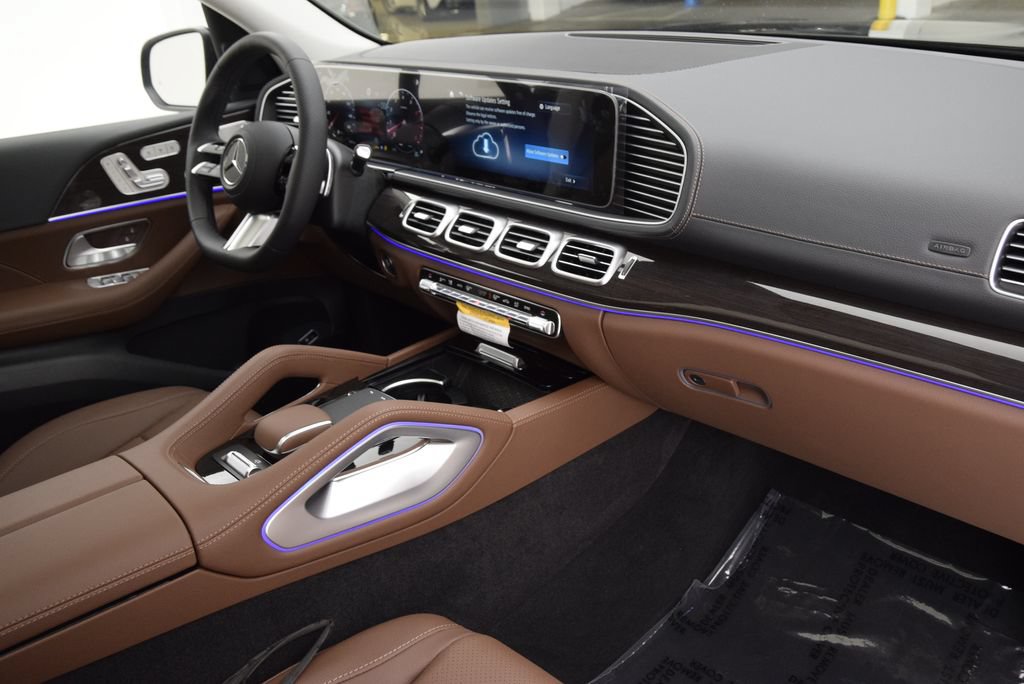 New 2026 Mercedes-Benz GLS 450 4MATIC image 15