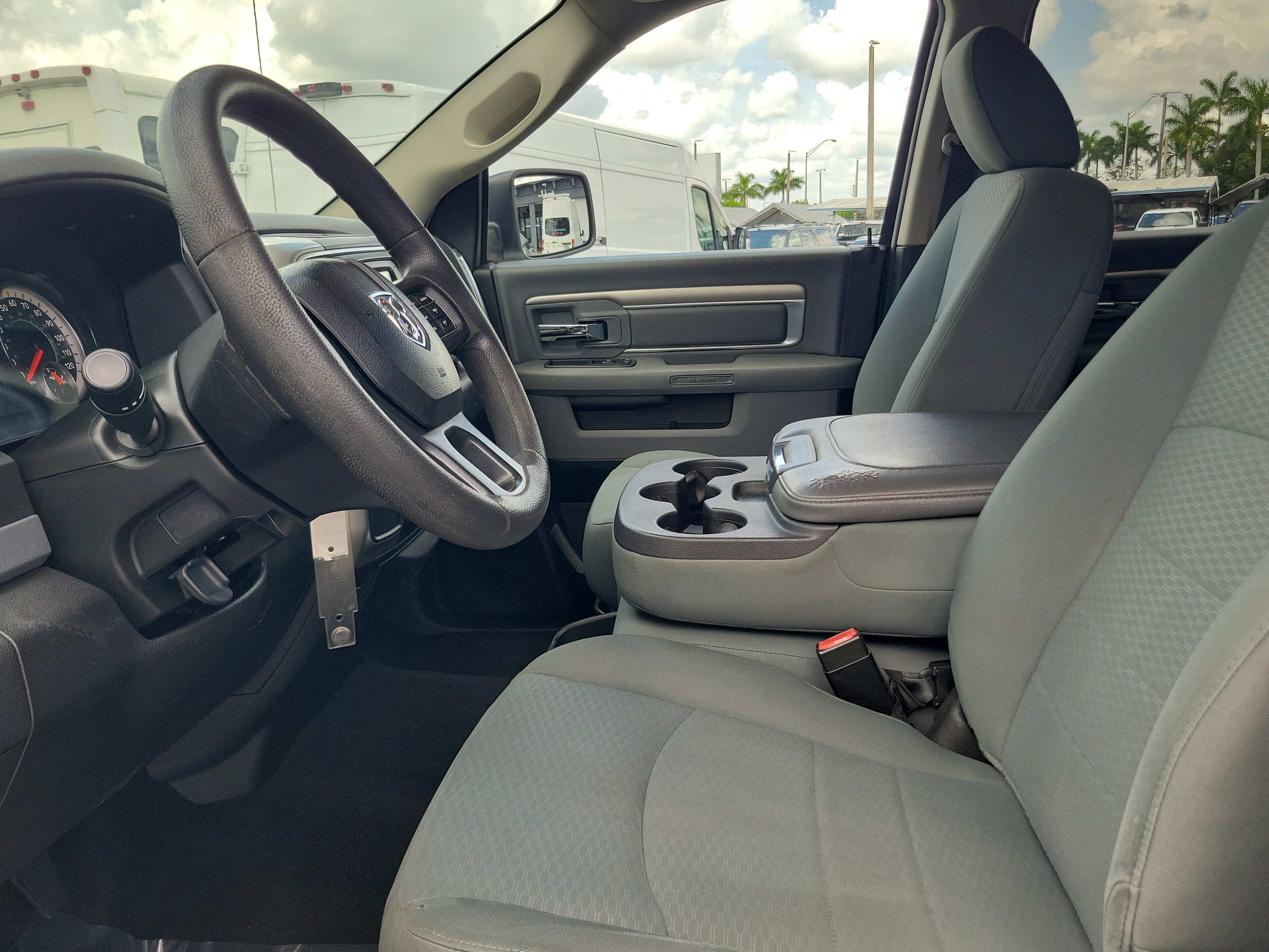 Used 2019 RAM 1500 Classic SLT RWD image 11