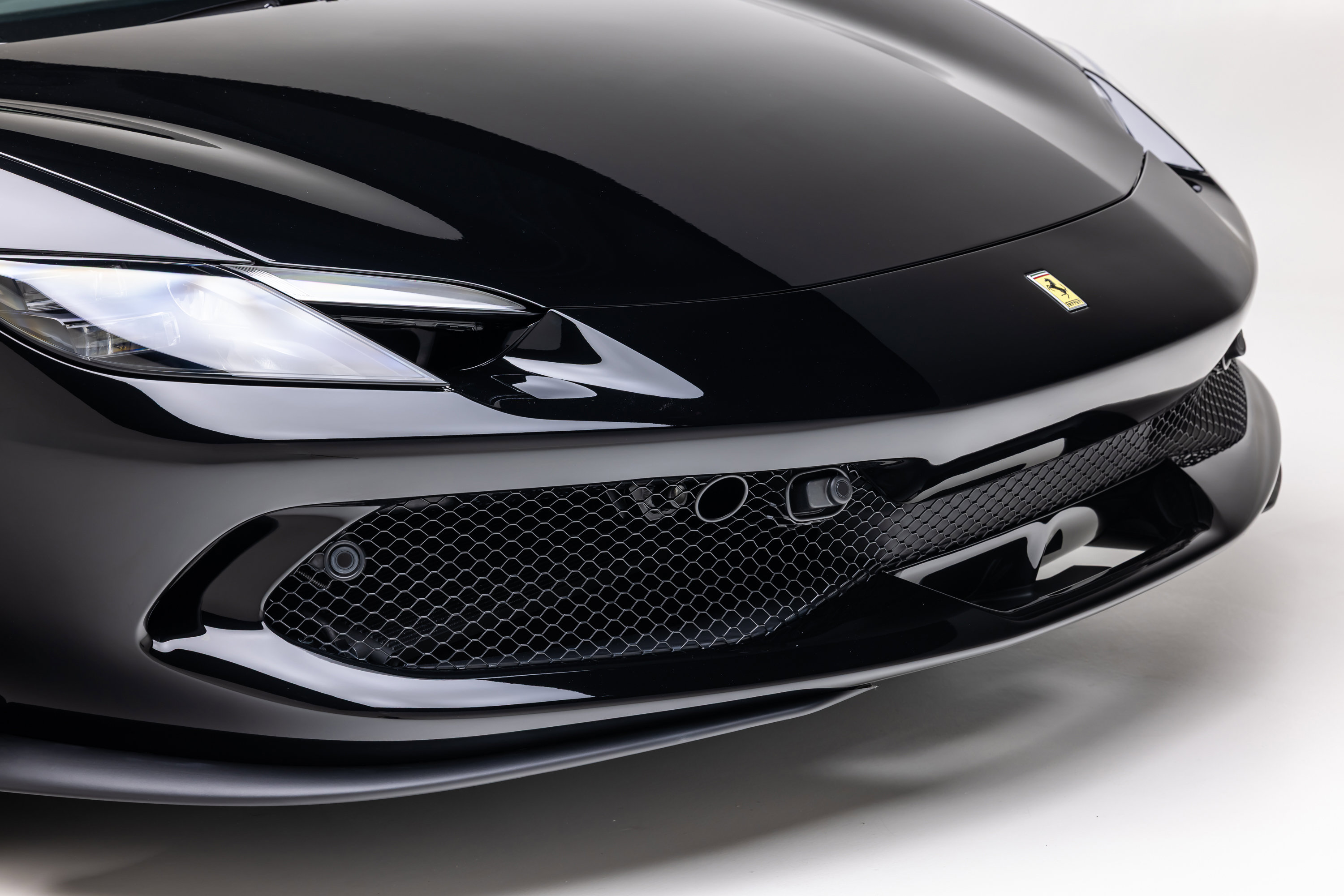 Used 2026 Ferrari 296 GTS RWD image 13