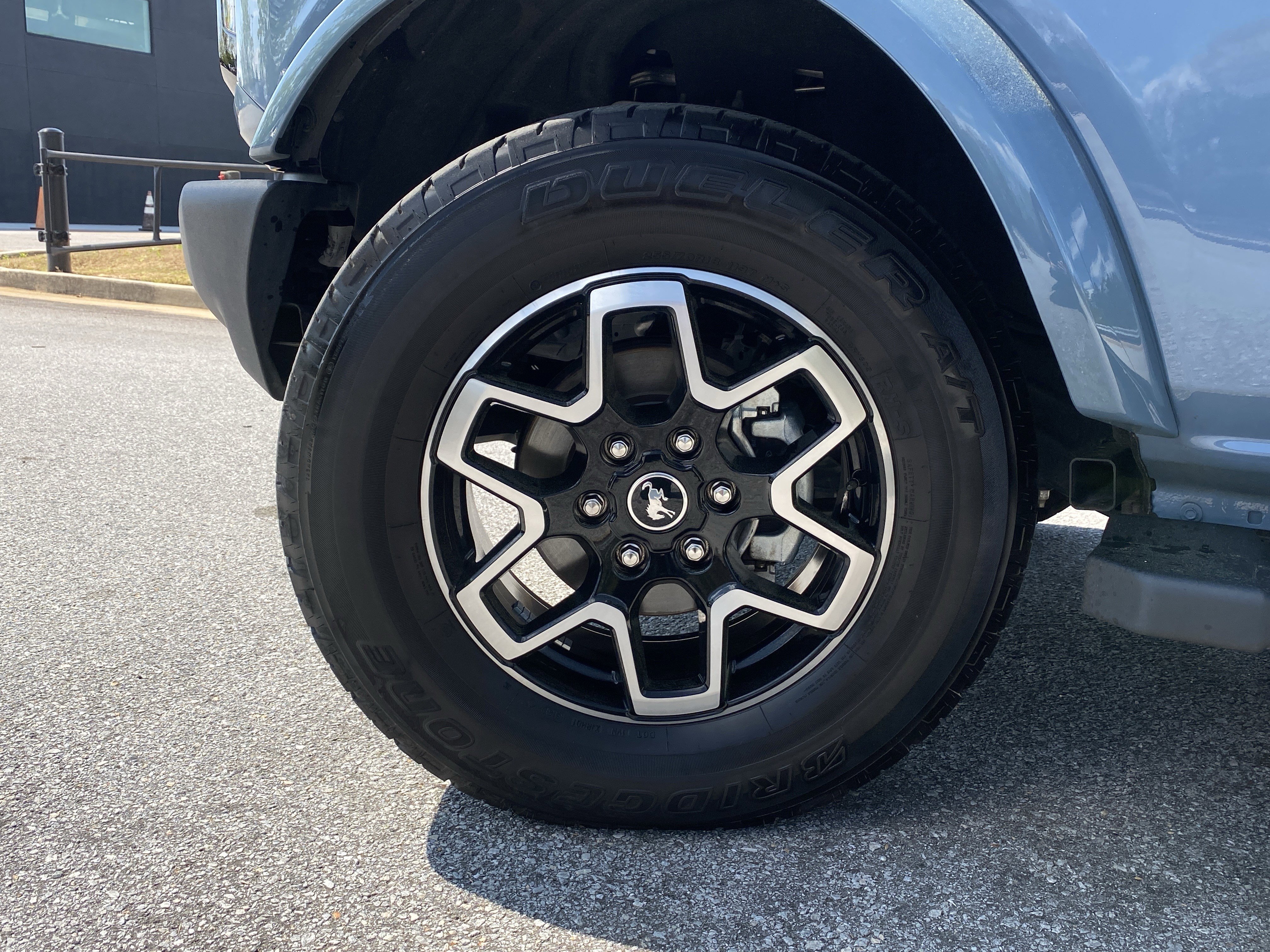 Used 2024 Ford Bronco Outer Banks image 17