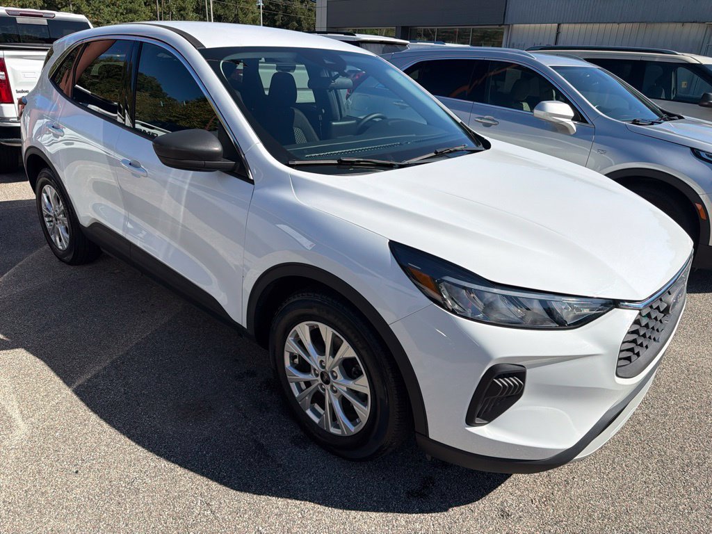 Used 2024 Ford Escape Active FWD image 1