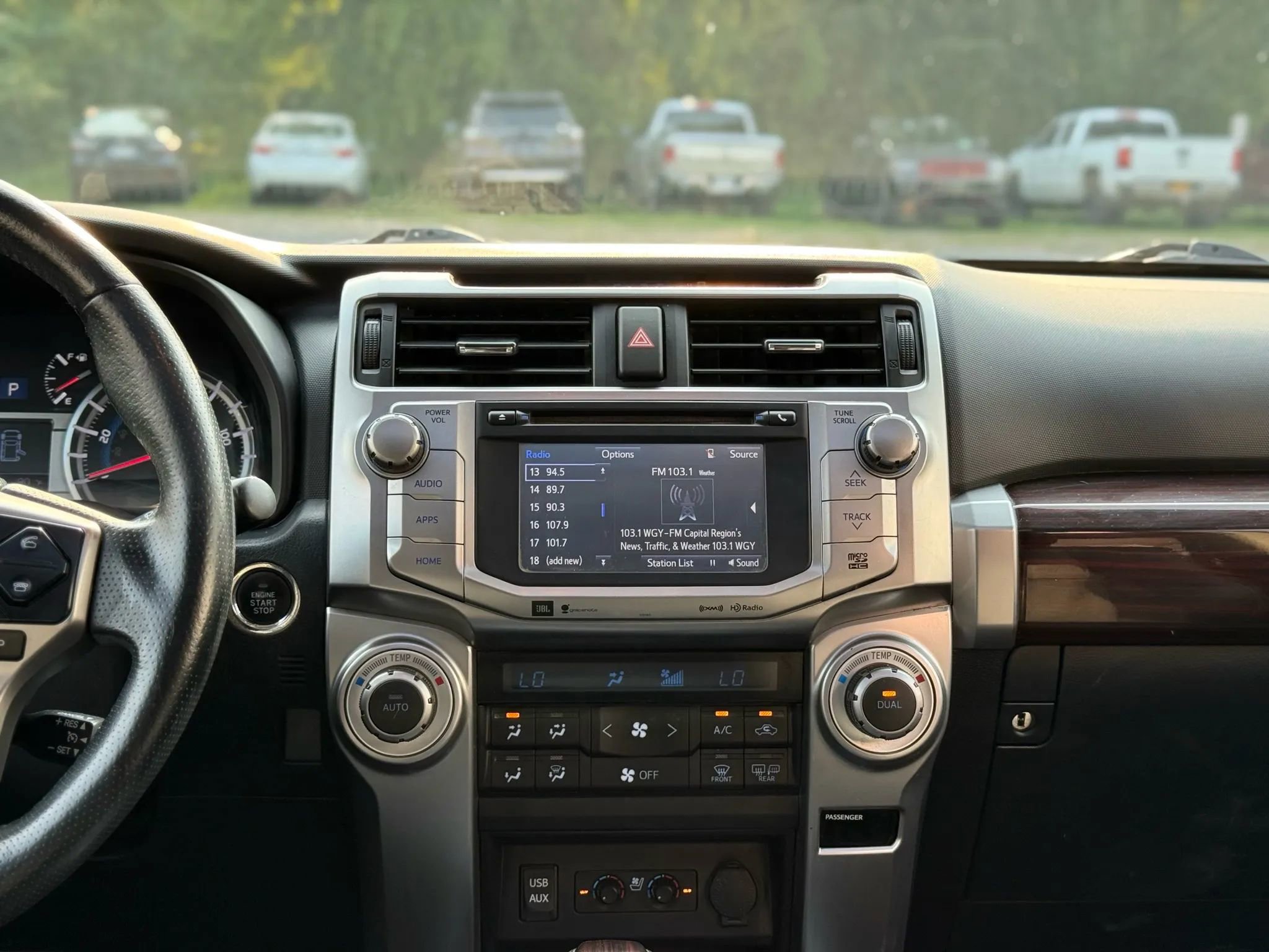 Used 2016 Toyota 4Runner Limited AWD/4WD image 14