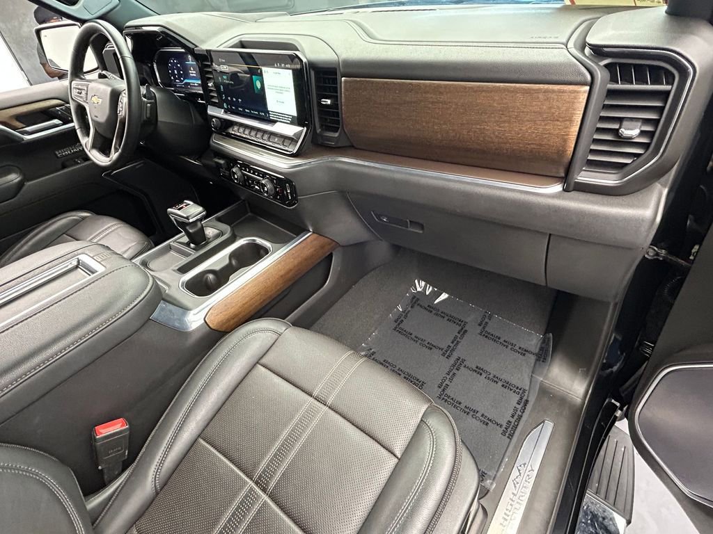 Used 2022 Chevrolet Silverado 1500 High Country image 53