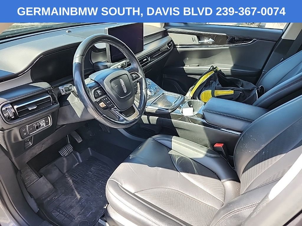 Used 2021 Lincoln Nautilus FWD w/ Equipment Group 101A image 9