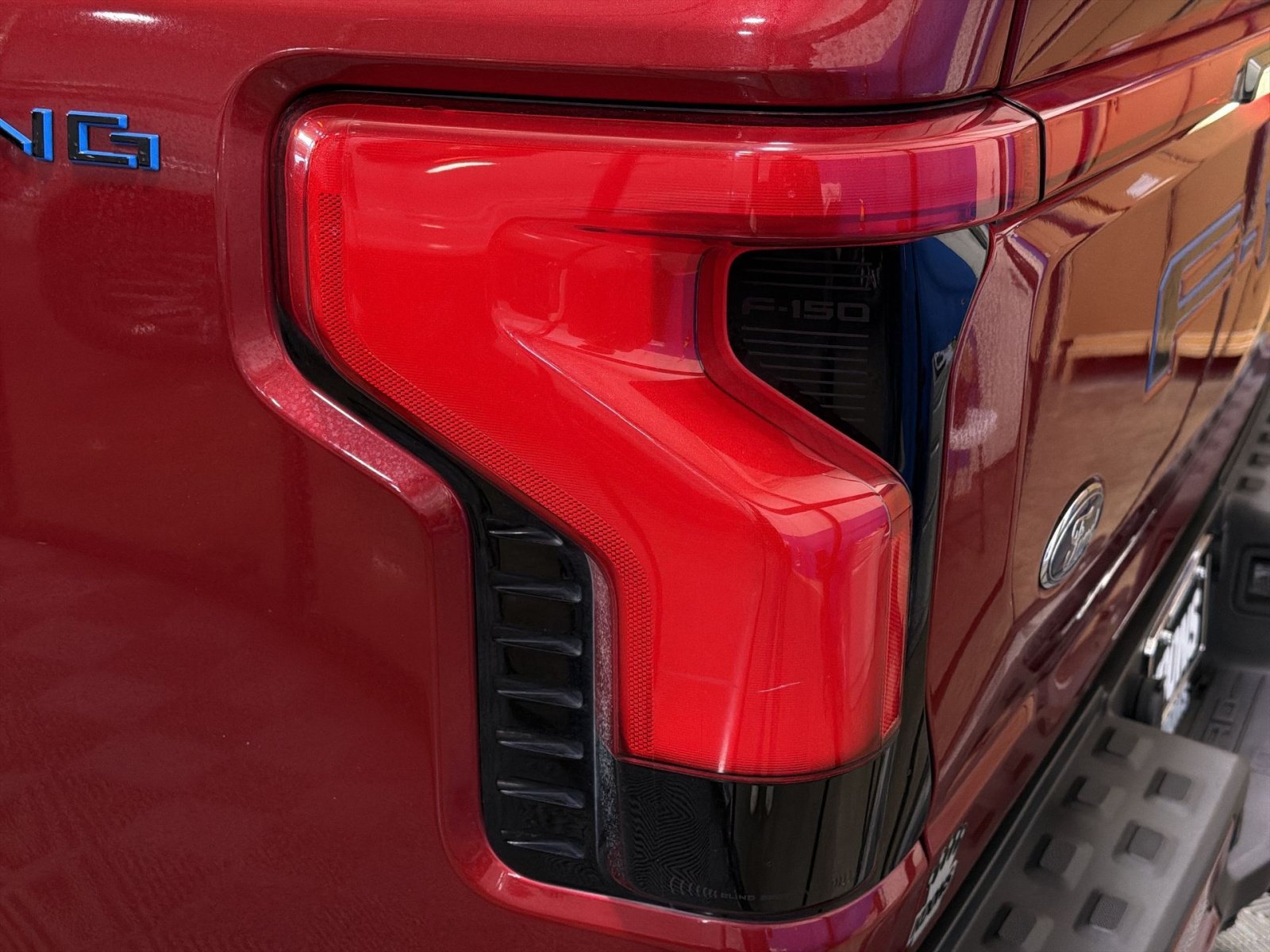 Used 2022 Ford F150 Lightning Lariat w/ Tow Technology Package AWD/4WD image 16