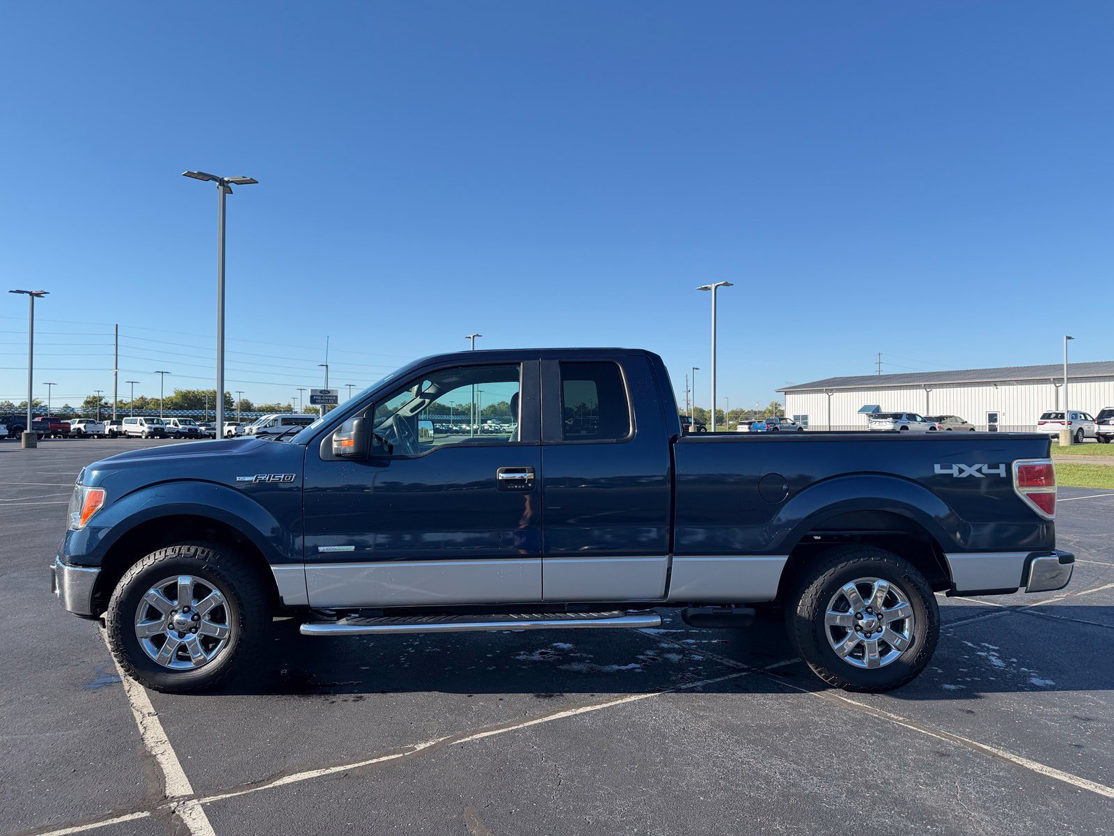 Used 2014 Ford F150 XLT w/ Equipment Group 302A Luxury AWD/4WD image 9