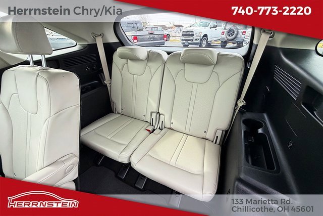 Used 2023 Kia Sorento EX image 18