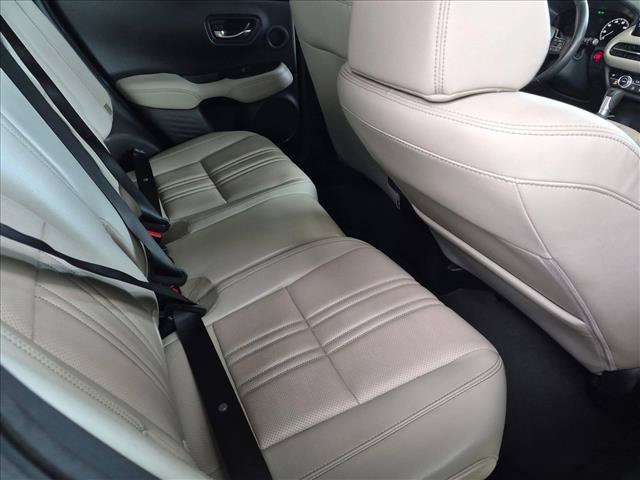 Used 2025 Honda HR-V EX-L image 18